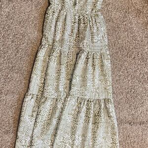 Women’s Olive Green and White Maxi Dress - Sleeveless Tiered Summer Dress